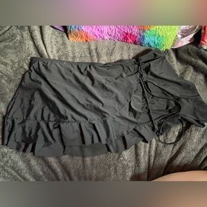 Catalina size 3x (22w-24w) Black Swim Skirt